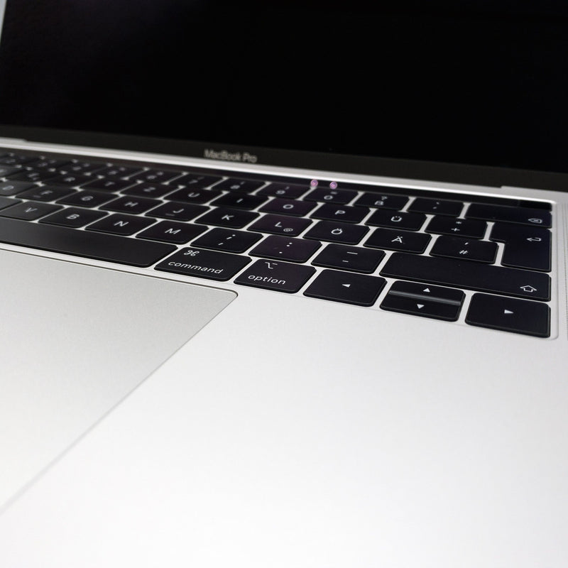 Apple MacBook Pro 2018 | 13.3“ | i5 | 8GB RAM | 256GB SSD | silber | Grade B